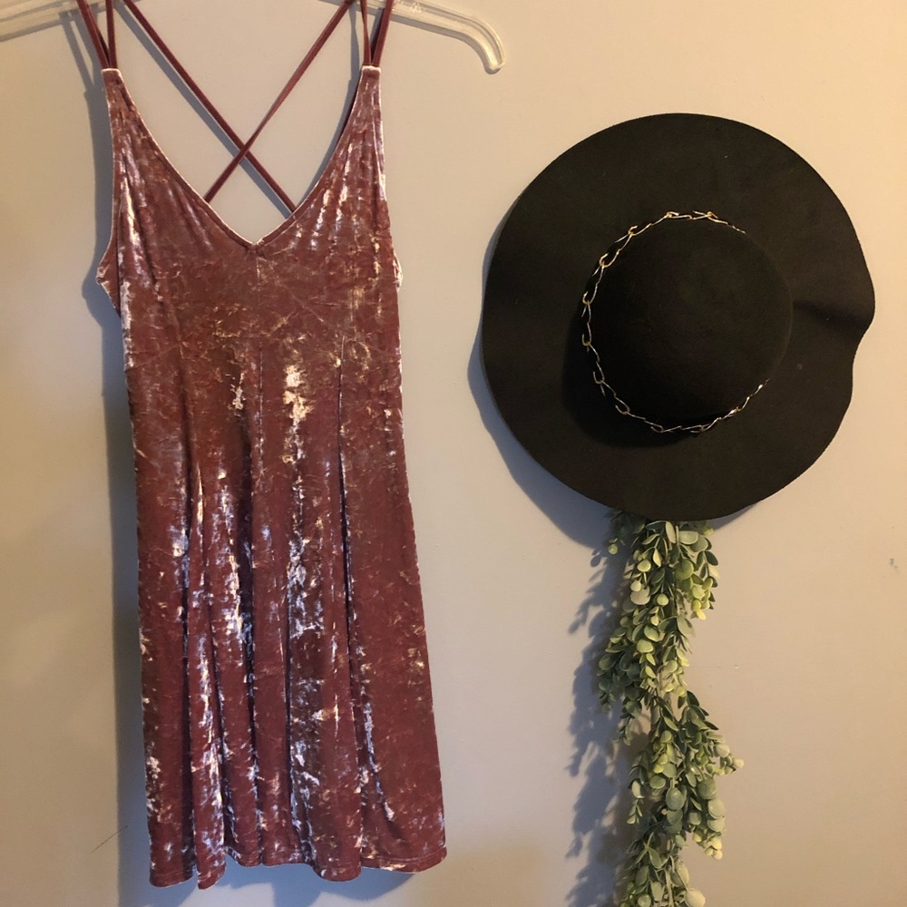VELVET PINK DRESS